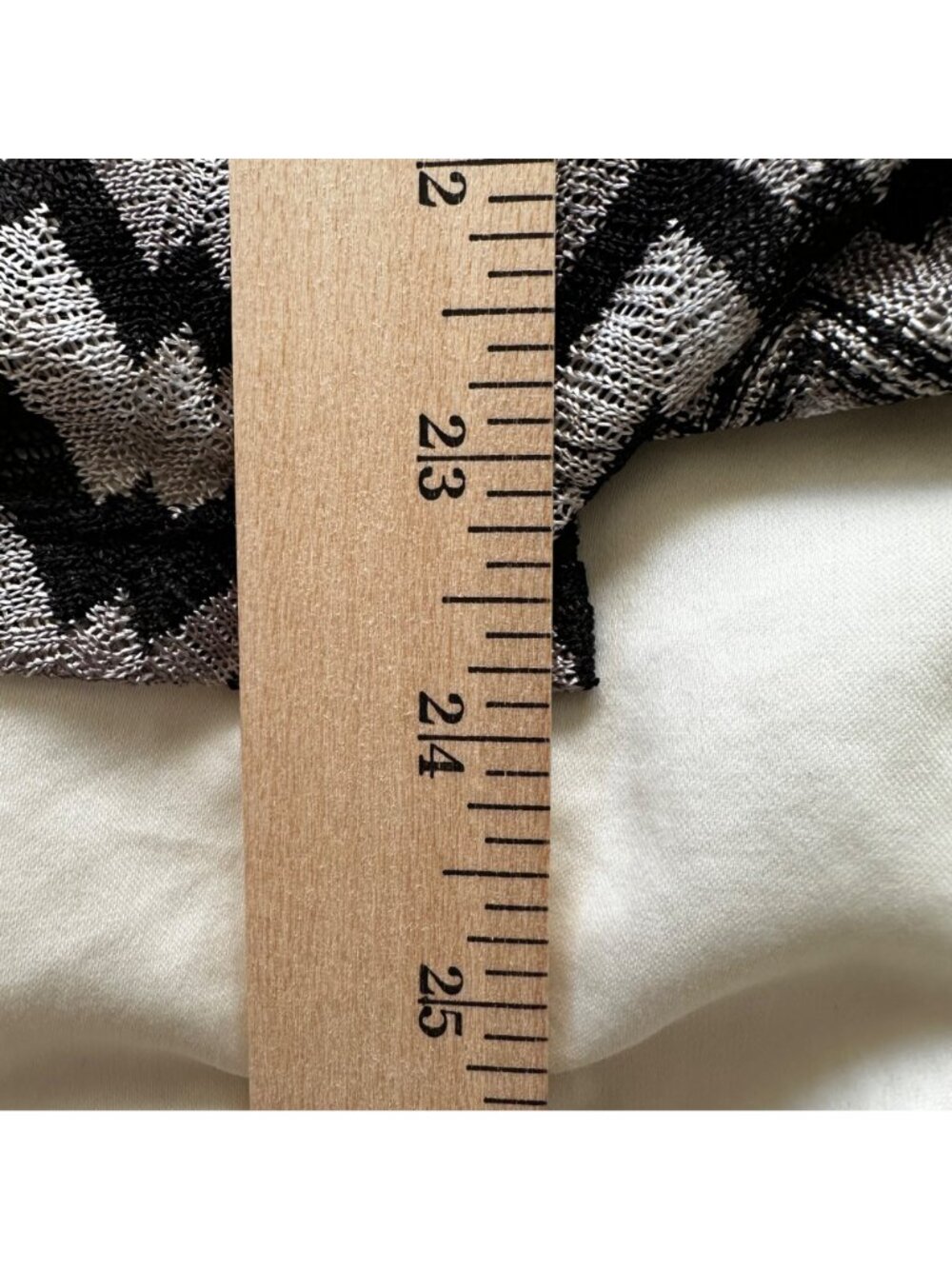 Susan Graver Women's Chevron Pattern Sheer Cardigan Jacket 2X Black Beige Travel - Picture 9 of 11